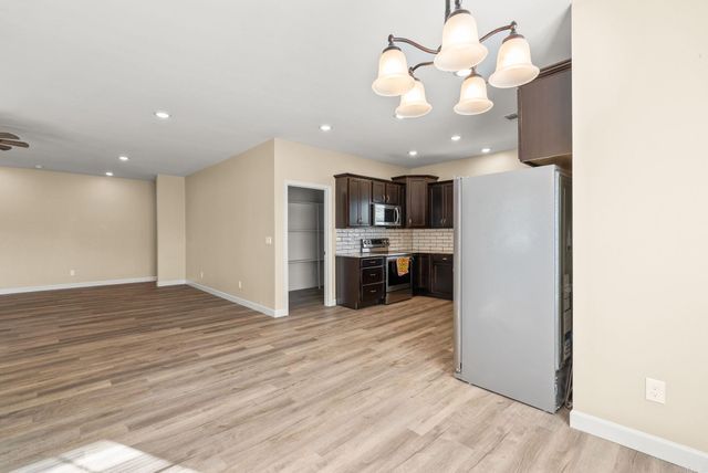 14 Clover Ridge Drive, Vilonia, AR 72173