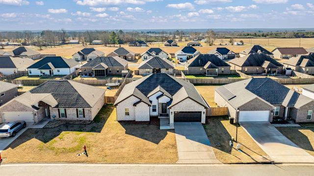 14 Clover Ridge Drive, Vilonia, AR 72173