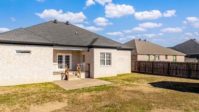 14 Clover Ridge Drive, Vilonia, AR 72173