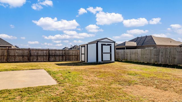 14 Clover Ridge Drive, Vilonia, AR 72173