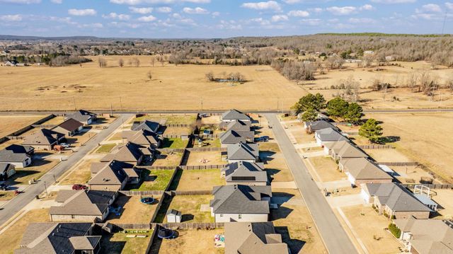 14 Clover Ridge Drive, Vilonia, AR 72173