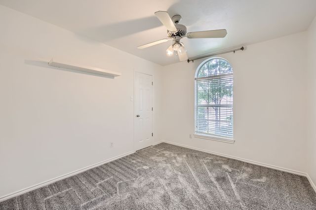 2204 Savannah Drive, Mansfield, TX 76063