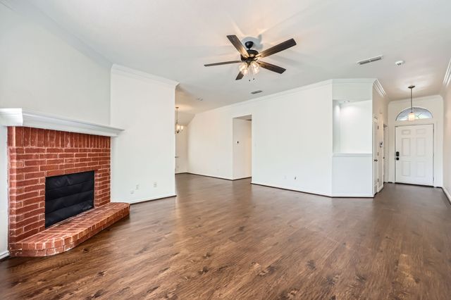 2204 Savannah Drive, Mansfield, TX 76063