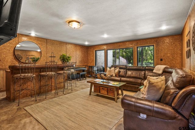 124 CR 4164, Pittsburg, TX 75686