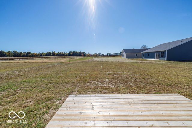 104 Pin Oak Road, Spencer, IN 47460