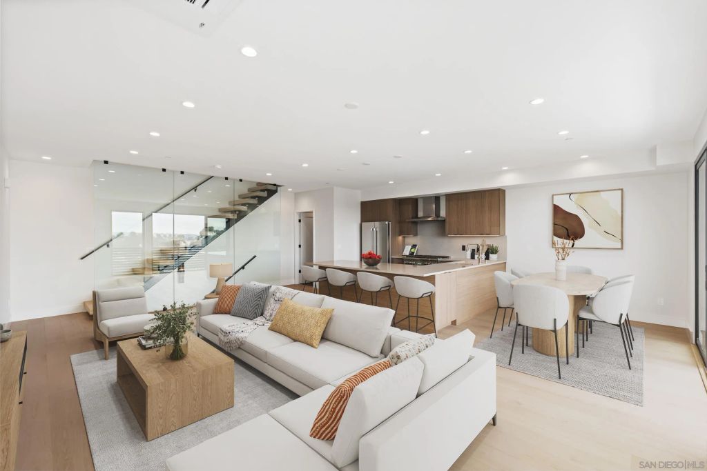 4212 Tonopah St, San Diego, CA 92110