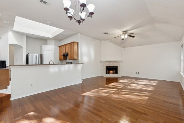 4507 Stones River Road, Grand Prairie, TX 75052