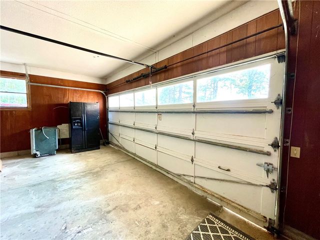 601 Parrott Drive, Huntsville, AR 72740