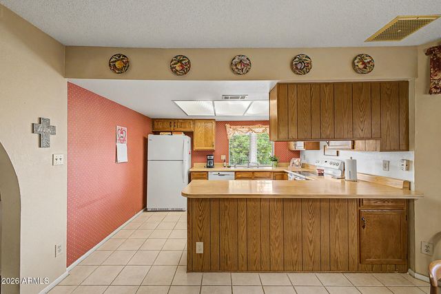 1327 W STOTTLER Drive, Chandler, AZ 85224