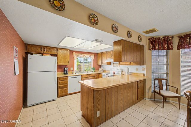 1327 W STOTTLER Drive, Chandler, AZ 85224
