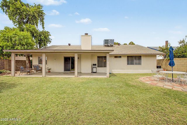 1327 W STOTTLER Drive, Chandler, AZ 85224