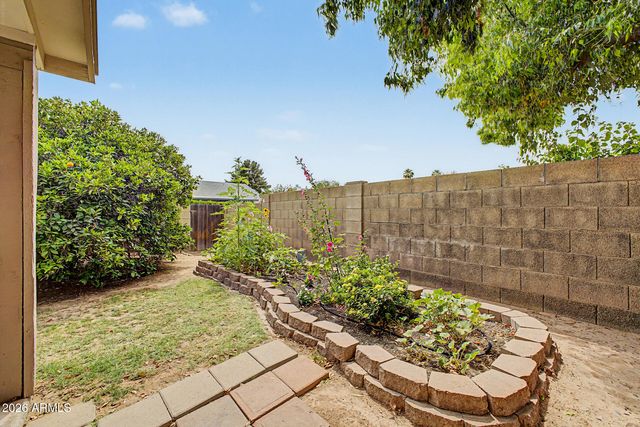 1327 W STOTTLER Drive, Chandler, AZ 85224