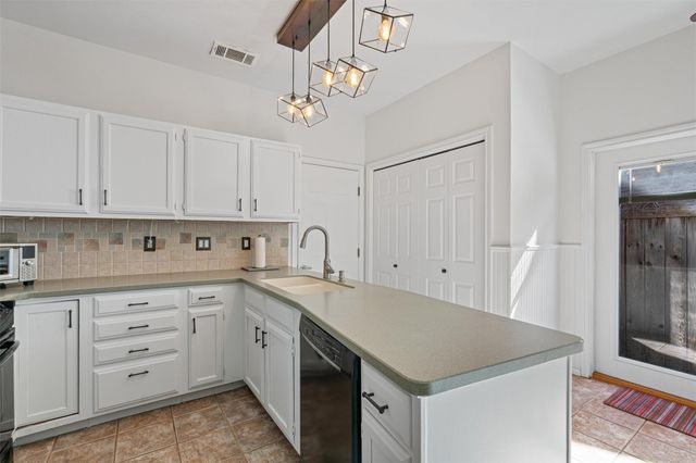 3702 Terrina ST B2, Austin, TX 78759