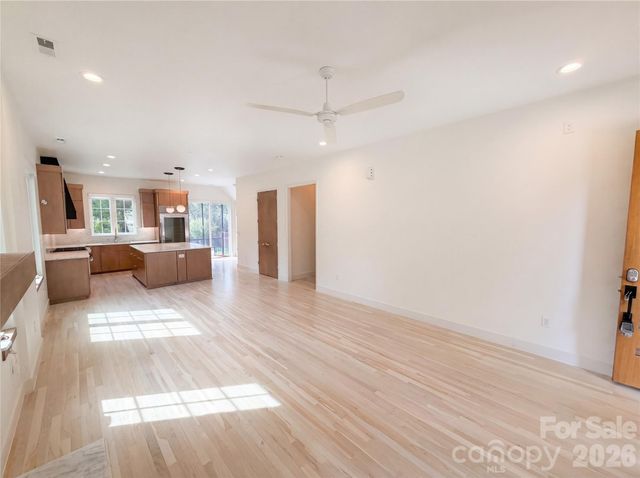 1609 Richland Drive, Charlotte, NC 28205