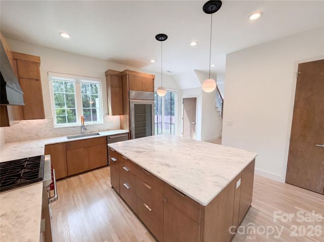 1609 Richland Drive, Charlotte, NC 28205