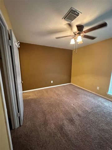 3223 Cedarmont Drive, La Porte, TX 77571