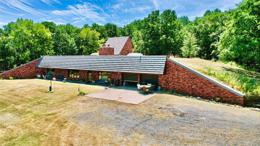 116973 S 4300 Road, Porum, OK 74455