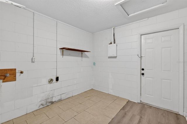705 MIKE AVENUE, Fruitland Park, FL 34731