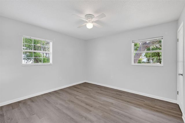705 MIKE AVENUE, Fruitland Park, FL 34731