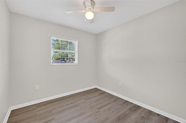 705 MIKE AVENUE, Fruitland Park, FL 34731