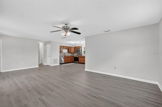 705 MIKE AVENUE, Fruitland Park, FL 34731