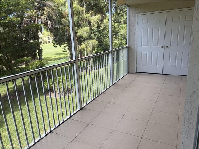 481 Quail Forest BLVD B207, Naples, FL 34105
