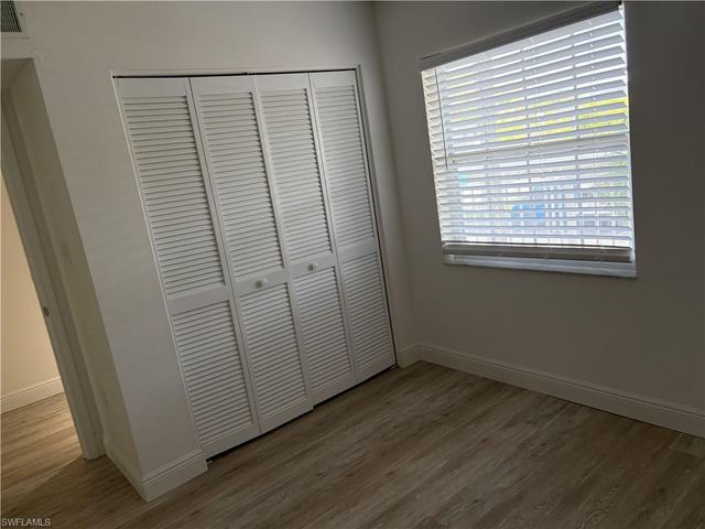 481 Quail Forest BLVD B207, Naples, FL 34105