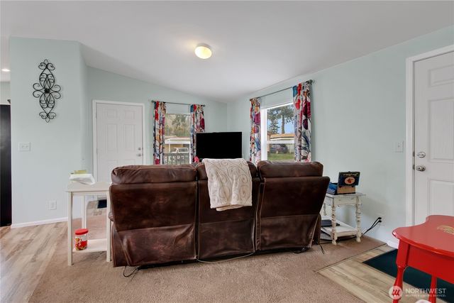 8511 144th Avenue E, Puyallup, WA 98372