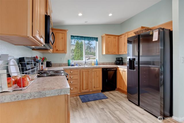 8511 144th Avenue E, Puyallup, WA 98372