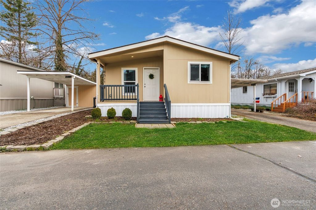 8511 144th Avenue E, Puyallup, WA 98372