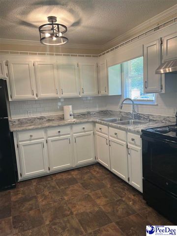 811 E Scarlett ln, Florence, SC 29505