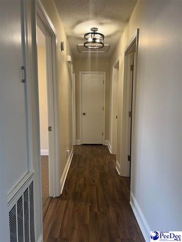 811 E Scarlett ln, Florence, SC 29505