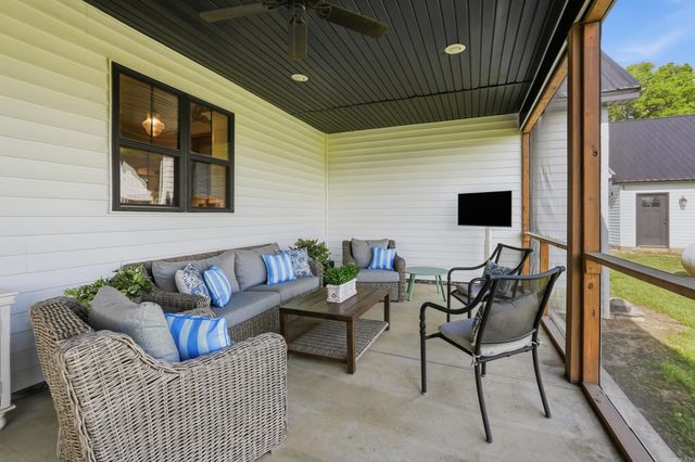 168 Burgess Lane, Greenbrier, AR 72058
