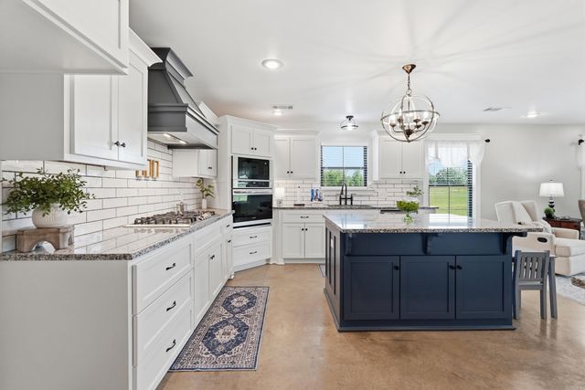 168 Burgess Lane, Greenbrier, AR 72058