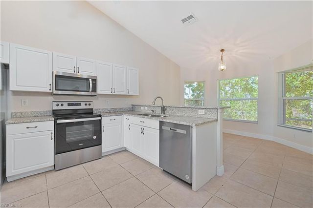 2236 SW 14th PL, Cape Coral, FL 33991