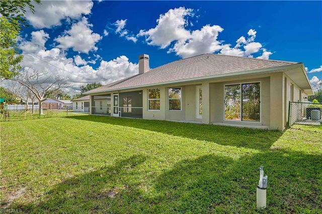 2236 SW 14th PL, Cape Coral, FL 33991