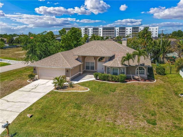 2236 SW 14th PL, Cape Coral, FL 33991