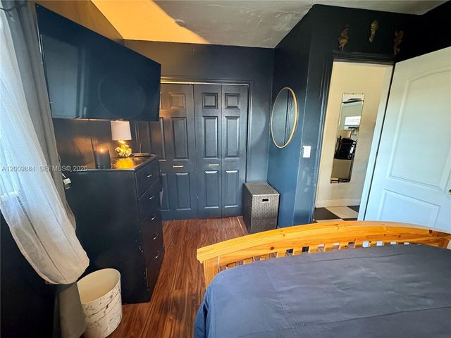 6861 Freedom St, Hollywood, FL 33024