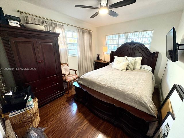 6861 Freedom St, Hollywood, FL 33024