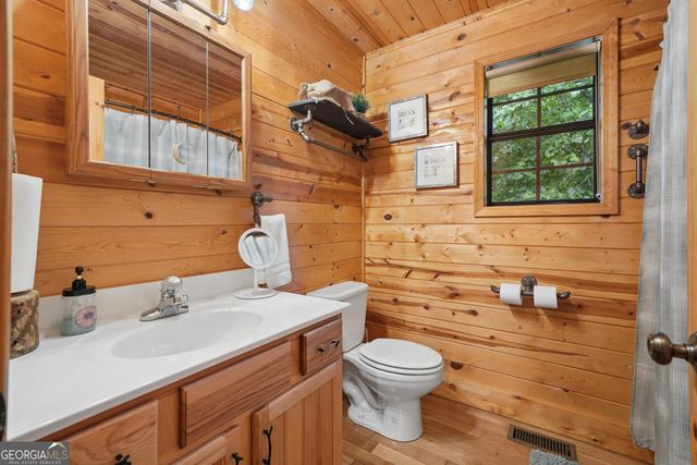 1130 Sutton Road, Hiawassee, GA 30546