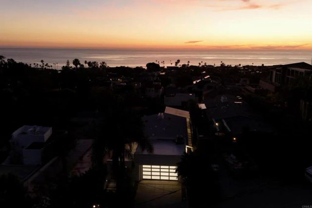 5628 Linda Rosa, La Jolla, CA 92037