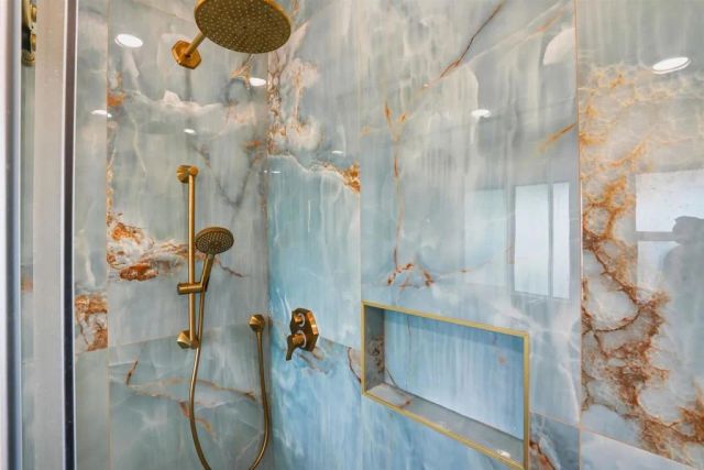 5628 Linda Rosa, La Jolla, CA 92037