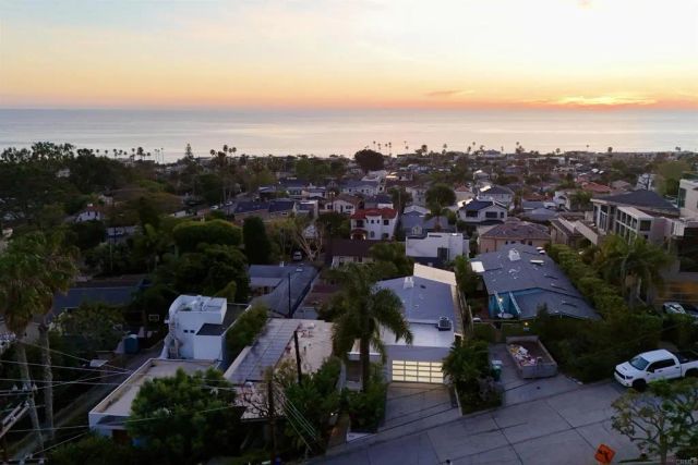 5628 Linda Rosa, La Jolla, CA 92037