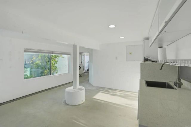 5628 Linda Rosa, La Jolla, CA 92037