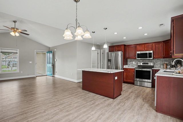 1036 Macala Dr., Conway, SC 29527