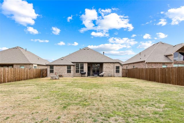 2901 Diamondback Drive, Melissa, TX 75454