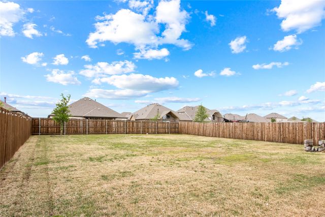 2901 Diamondback Drive, Melissa, TX 75454