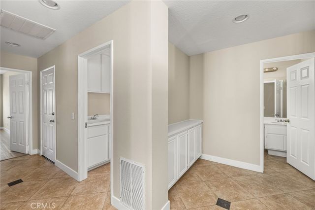 1536 Chestnut, Corona, CA 92881