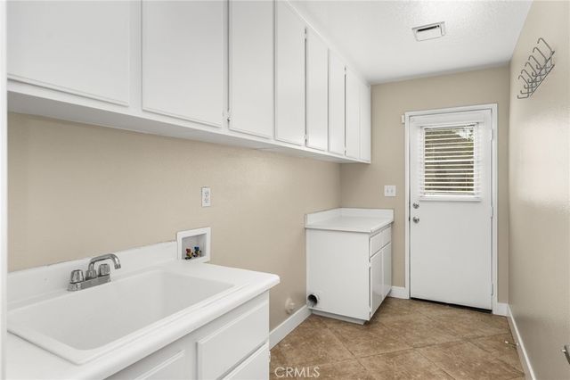 1536 Chestnut, Corona, CA 92881