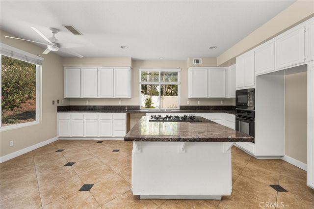 1536 Chestnut, Corona, CA 92881
